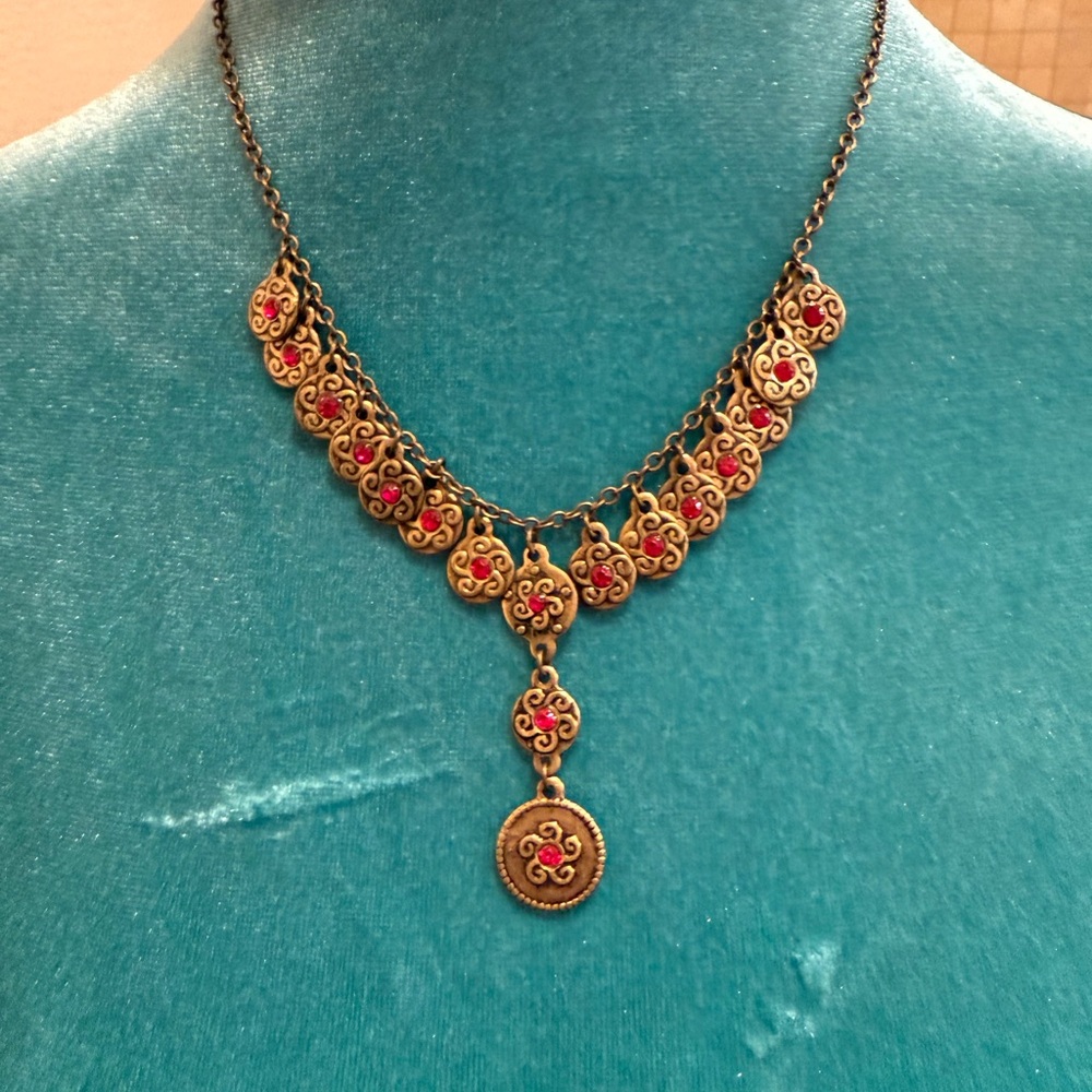 Elegant Gold and Dark Pinkish Red Pendant Necklace with Extender